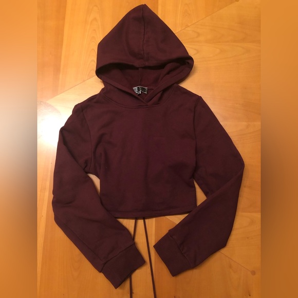 Blue Blush burgundy cropped corset back hoodie - Picture 2 of 4